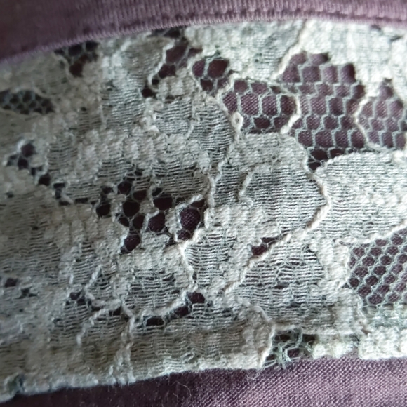 Logo lace trim top - Picture 8 of 8